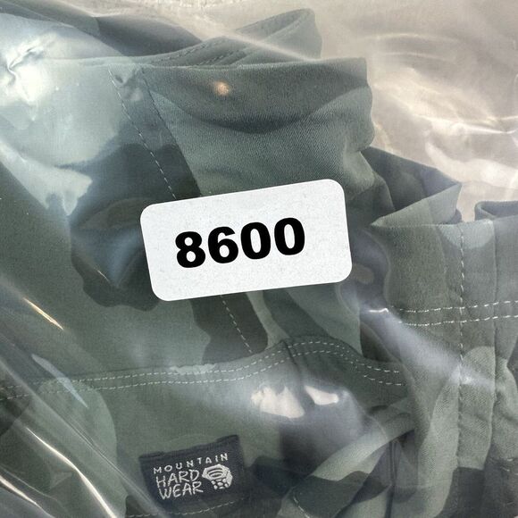 Mountain Hardwear Shorts Womens Large Green Camo DYNAMA 2 Shorts Stretch Pull On - Picture 10 of 10